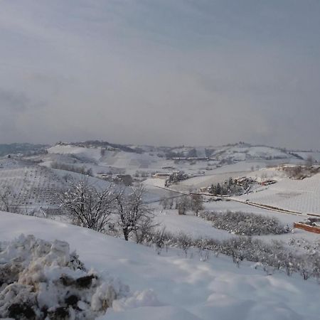 Вілла Agriturismo Cascina Vrona Monteu Roero Екстер'єр фото
